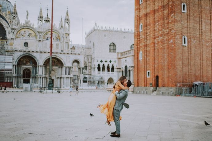 best time for photos with your photographer in venice samantha smilovic